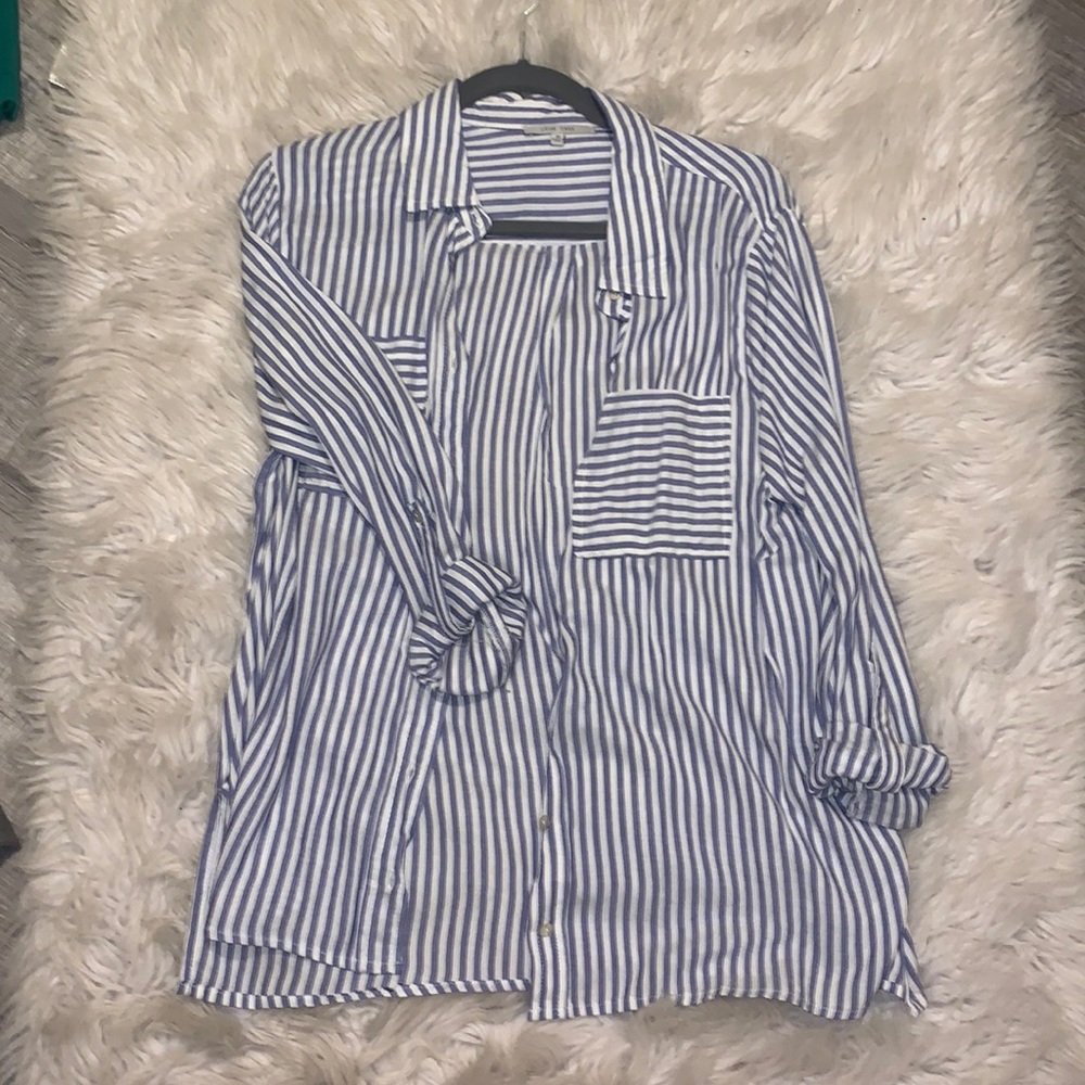 Light button up